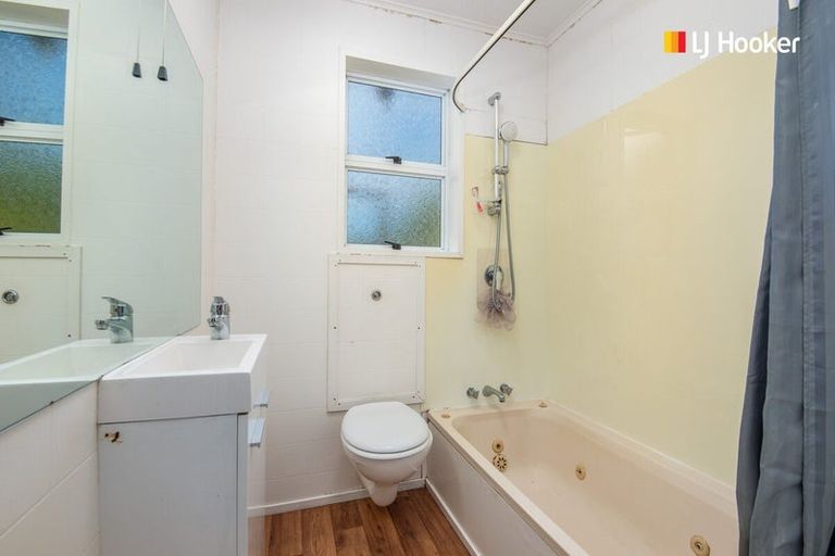 Photo of property in 11 Martin Road, Fairfield, Dunedin, 9018