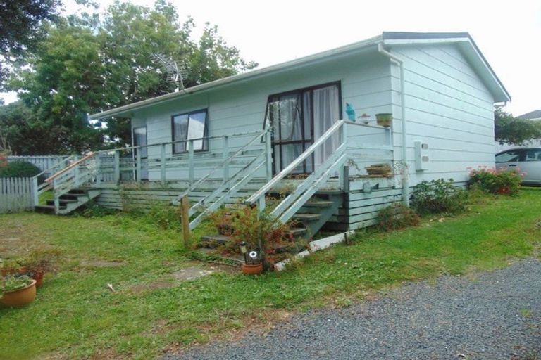 Photo of property in 124a Finlayson Avenue, Clendon Park, Auckland, 2103