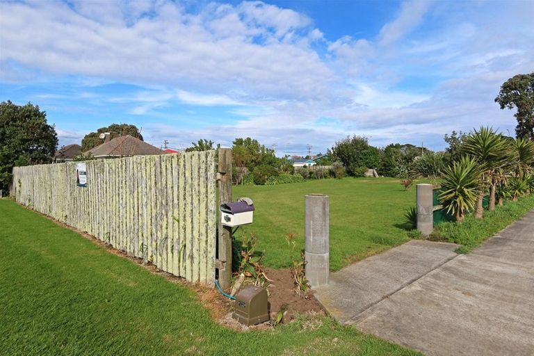 Photo of property in 20 King Street, Opunake, 4616