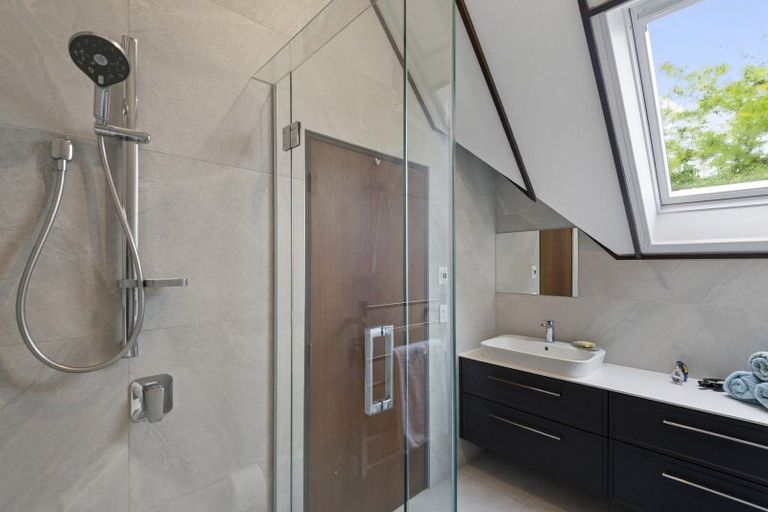 Photo of property in 15a Clyde Road, Upper Riccarton, Christchurch, 8041