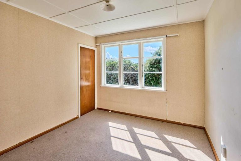 Photo of property in 14 Bromley View, Ranui, Porirua, 5024