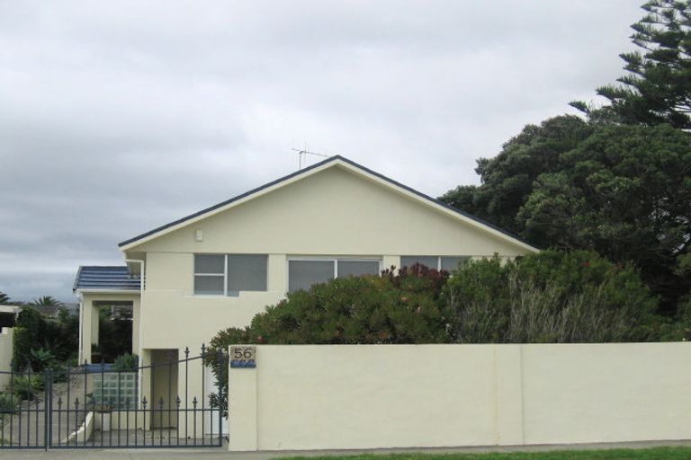 Photo of property in 56 Marine Parade, Paraparaumu Beach, Paraparaumu, 5032