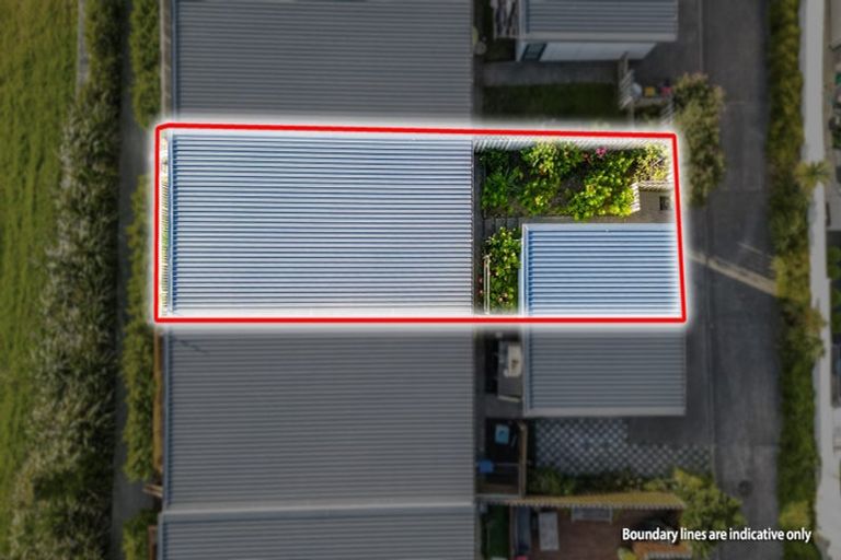 Photo of property in 9 Tarapuke Lane, Papakura, 2110