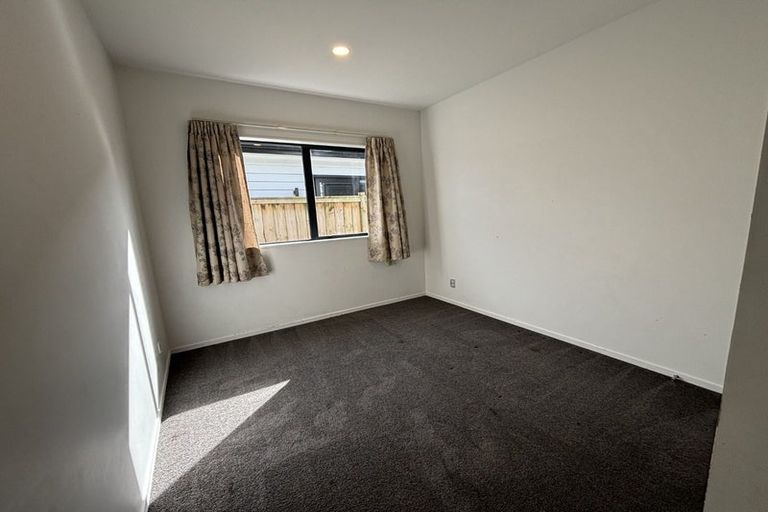 Photo of property in 38 Koroheke Road, Takanini, 2110