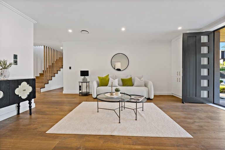 Photo of property in 1a Morrow Avenue, Bucklands Beach, Auckland, 2012