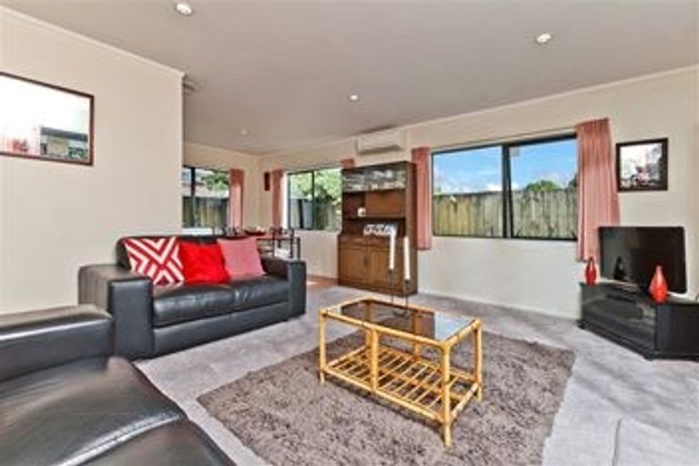 Photo of property in 3/20 Huia Road, Papatoetoe, Auckland, 2025