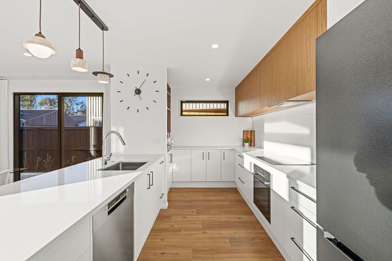 Photo of property in 2 Gusto Lane, Halswell, Christchurch, 8025