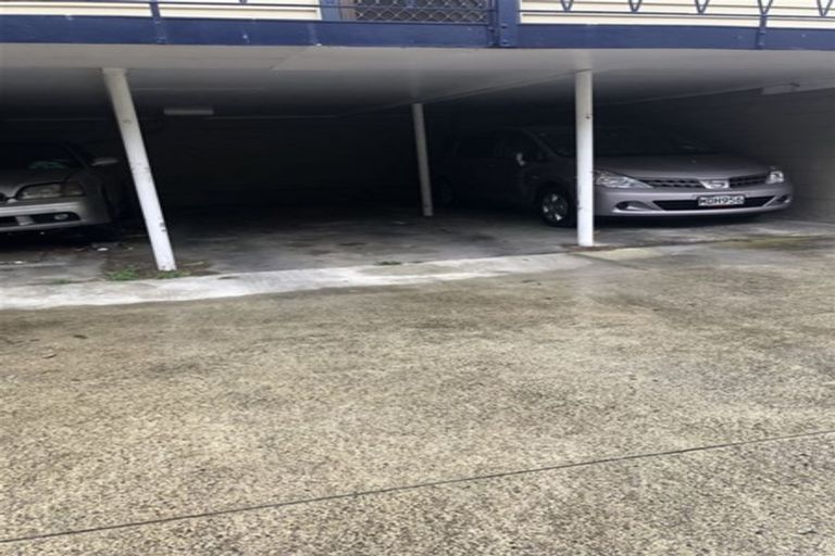 Photo of property in 2 Eden View Road, Sandringham, Auckland, 1025