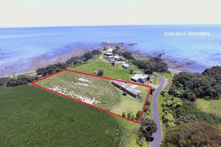 Photo of property in 26 Tawaroa Road, Waihau Bay, Te Kaha, 3199