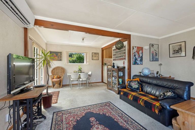 Photo of property in 4 Sardinha Place, Marfell, New Plymouth, 4310