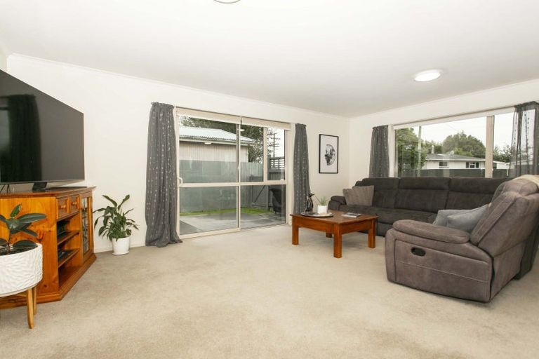 Photo of property in 28 Johnstone Street, Tinwald, Ashburton, 7700