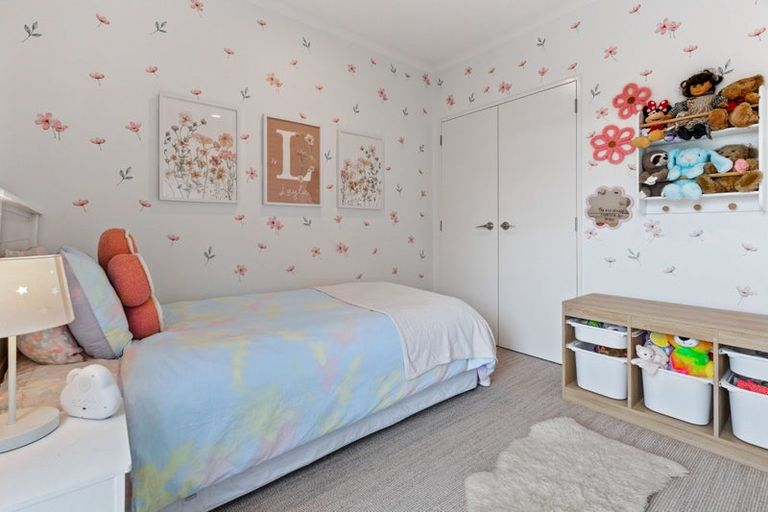 Photo of property in 12 Flounder Road, Hobsonville, Auckland, 0616