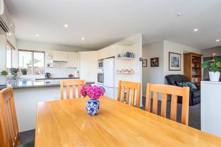 Photo of property in 50e Middlepark Road, Sockburn, Christchurch, 8042
