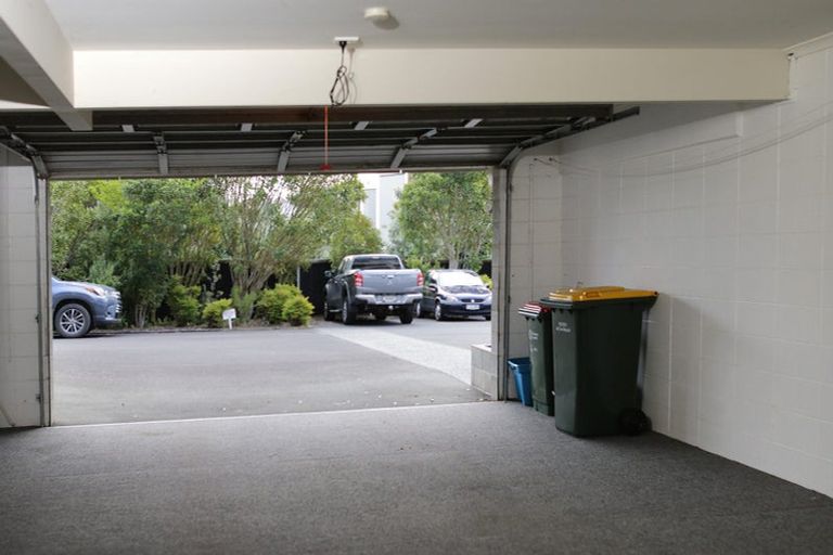 Photo of property in The Strand, 5/16 Ronald Street, Strandon, New Plymouth, 4312