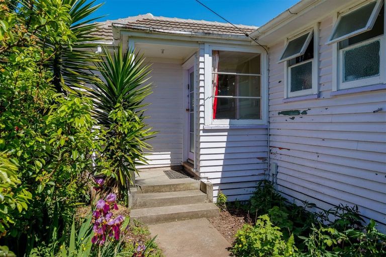 Photo of property in 156 Cole Street, Masterton, 5810