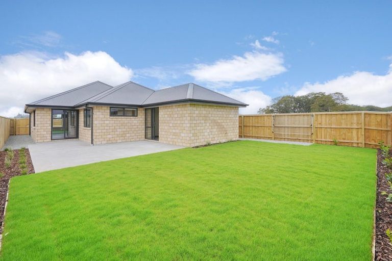 Photo of property in 3 Weaver Street, Woodend, 7691