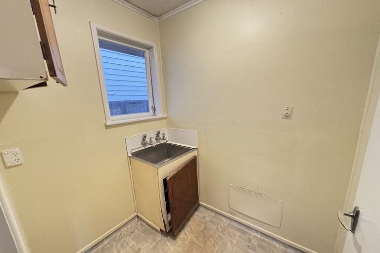 Photo of property in 52 Tatariki Street, Rosehill, Papakura, 2113