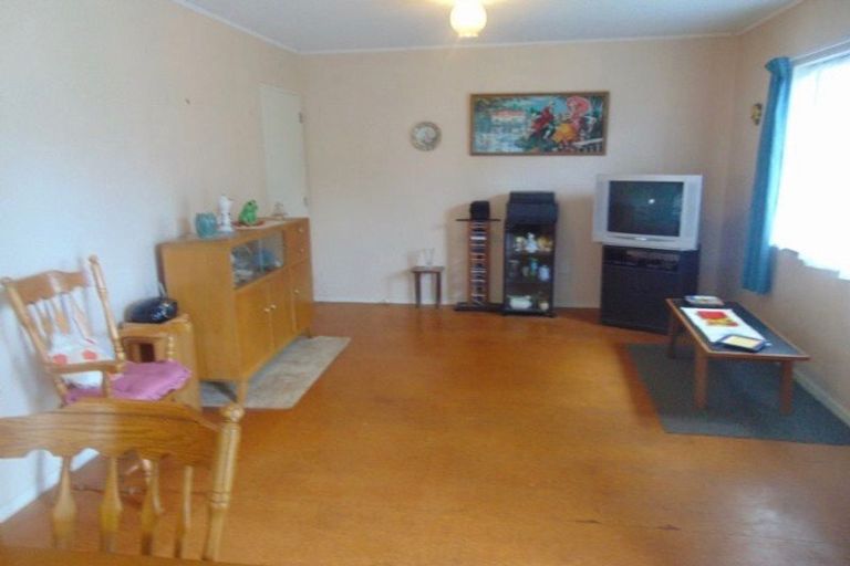 Photo of property in 124a Finlayson Avenue, Clendon Park, Auckland, 2103