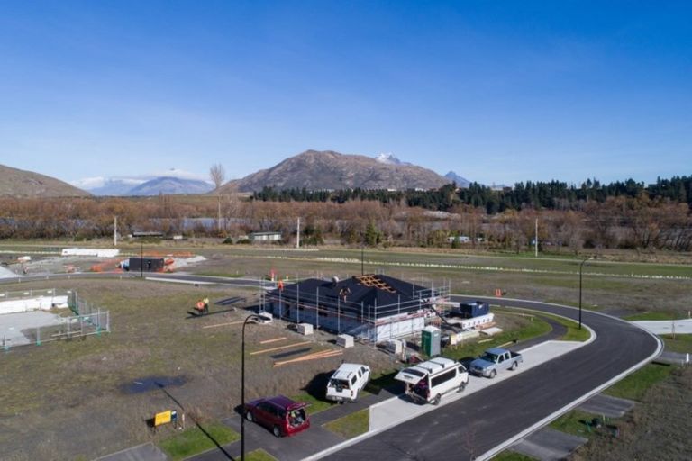 Photo of property in 8 Walton Way, Flaxmere, Hastings, 4120