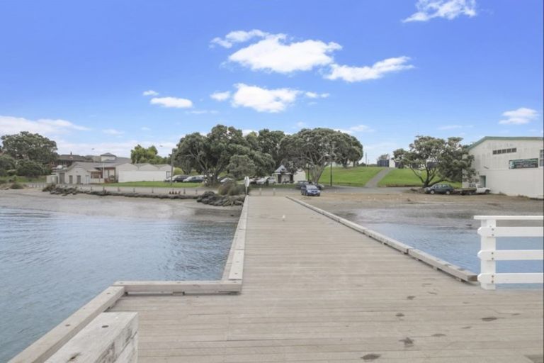 Photo of property in 80a Kings Road, Panmure, Auckland, 1072