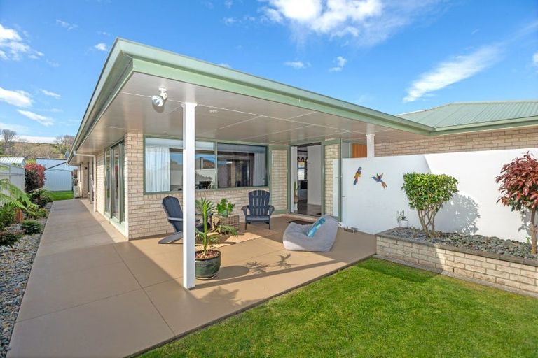 Photo of property in 26 Pohutukawa Grove, Lytton West, Gisborne, 4010