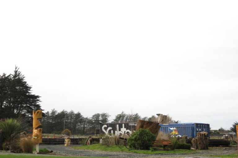 Photo of property in 669 Queens Drive, Waikiwi, Invercargill, 9810