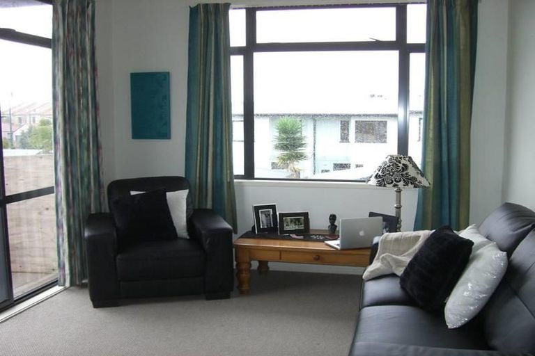 Photo of property in 129/2 Armoy Drive, East Tamaki, Auckland, 2016