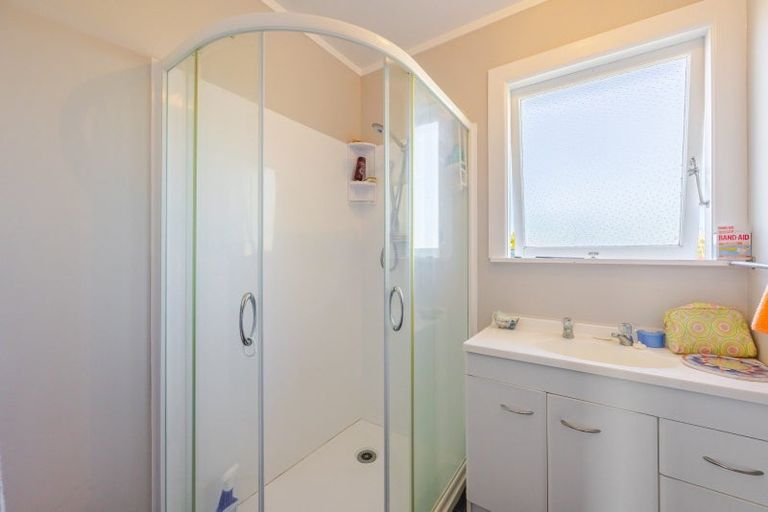 Photo of property in 10 Jones Street, Porangahau, 4291