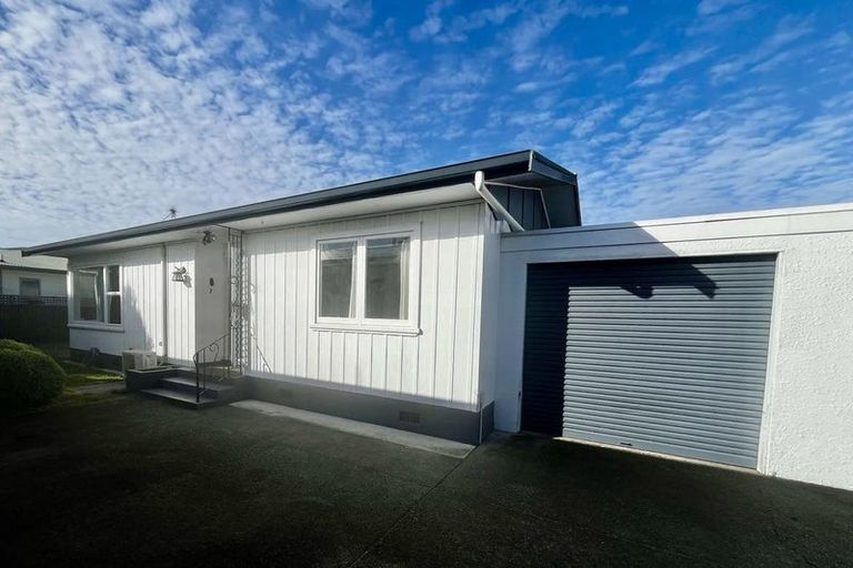 Photo of property in 2/505 Sylvan Road, Parkvale, Hastings, 4122