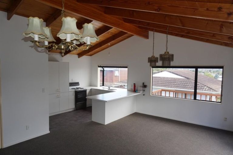 Photo of property in 4/3 Henry Street, Avondale, Auckland, 1026