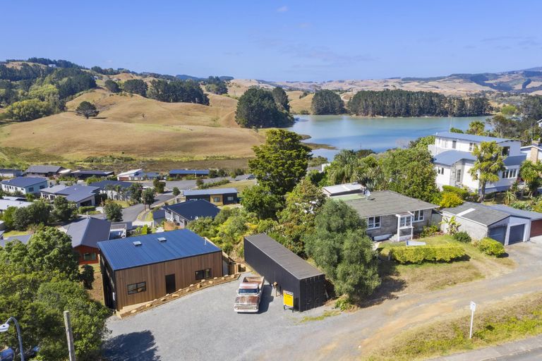 Photo of property in 33 Main Road, Raglan, 3225