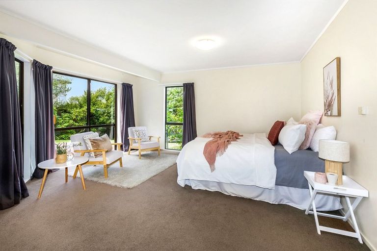 Photo of property in 70 Peterhouse Street, Tawa, Wellington, 5028