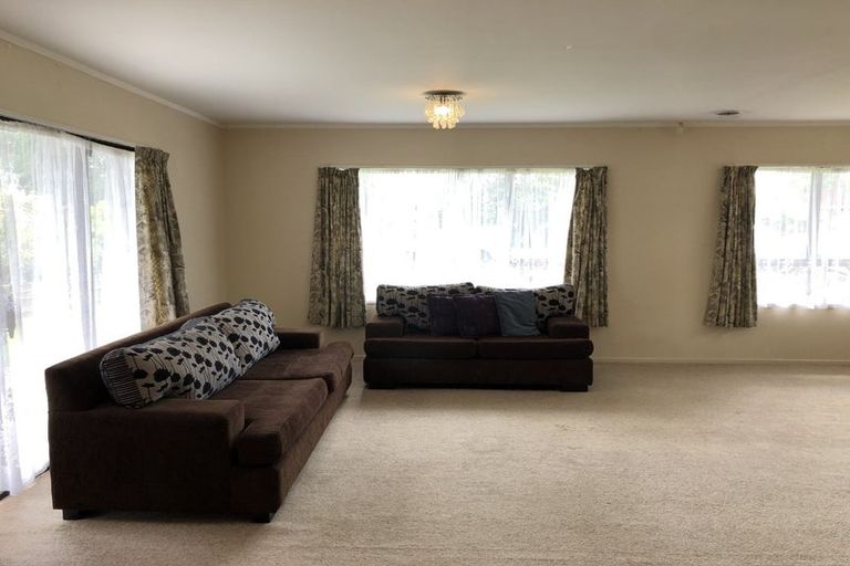 Photo of property in 243 Queen Street, Pukekohe, 2120