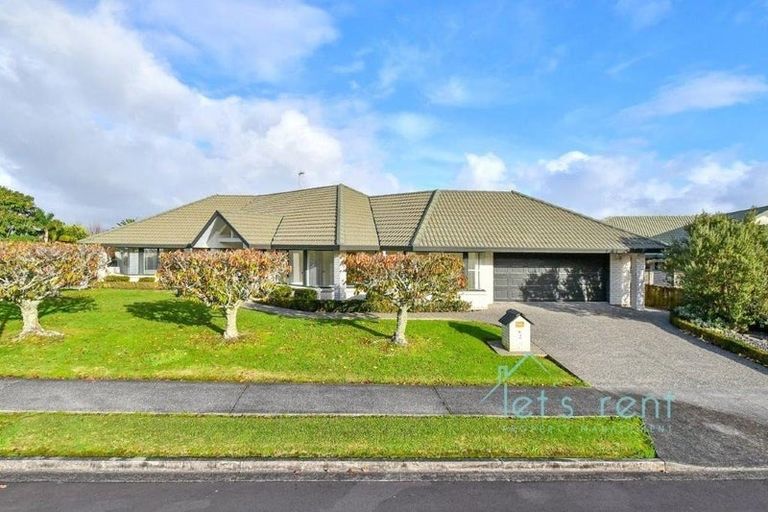 Photo of property in 2 Pat O'connor Place, Manurewa, Auckland, 2105