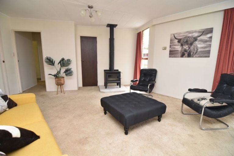 Photo of property in 1 Deller Drive, Carterton, 5713