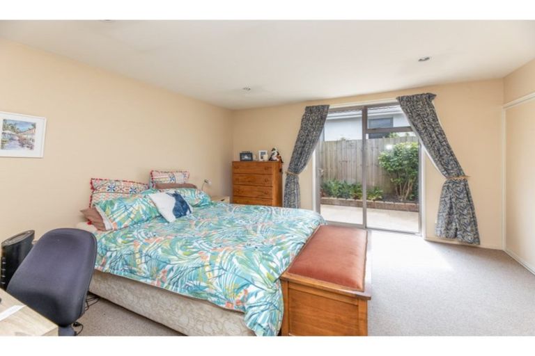 Photo of property in 18 Wayside Avenue, Burnside, Christchurch, 8053