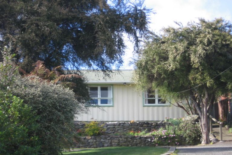 Photo of property in 278 Lake Terrace, Two Mile Bay, Taupo, 3330