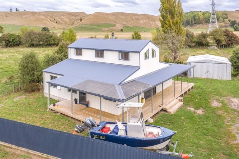 Photo of property in 546 No 3 Line, Okoia, Wanganui, 4582