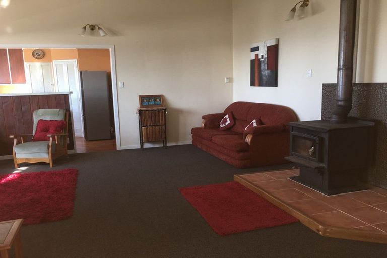 Photo of property in 17 Aubrey Street, Waitara, 4320
