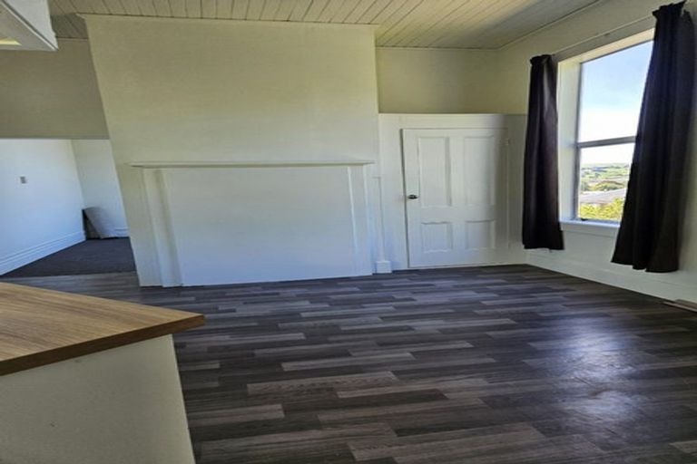 Photo of property in 16a-b Johnston Street, Gore, 9710