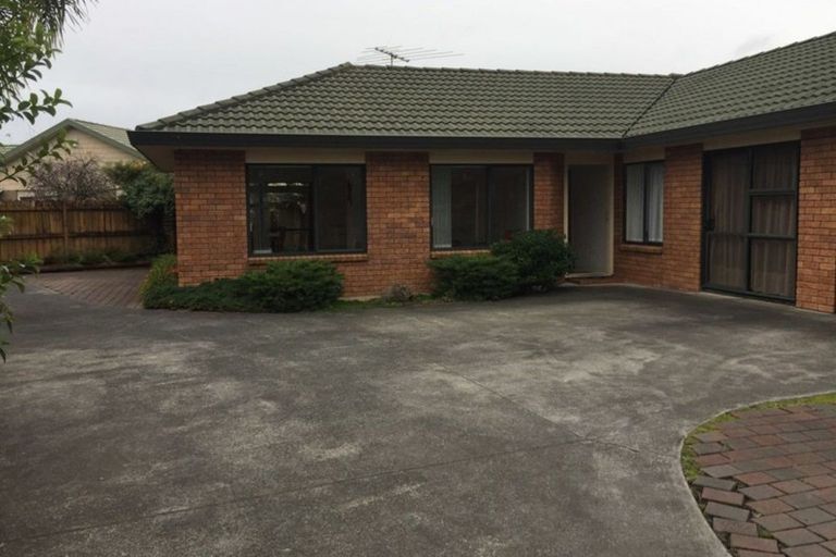 Photo of property in 38 Davington Way, Burswood, Auckland, 2013