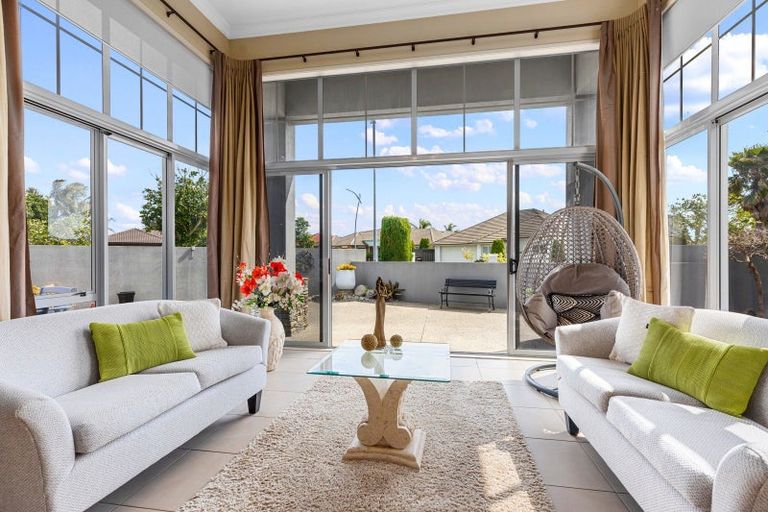 Photo of property in 1 Saratoga Court, Papamoa Beach, Papamoa, 3118