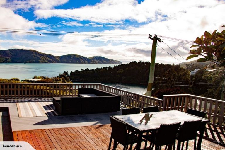 Photo of property in 8 Te Ara Crescent, Diamond Harbour, Lyttelton, 8971