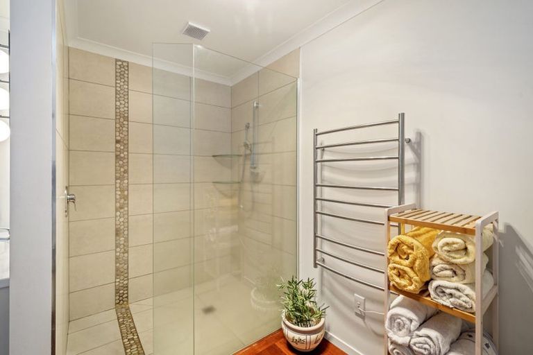 Photo of property in 11a La Trobe Place, Utuhina, Rotorua, 3015