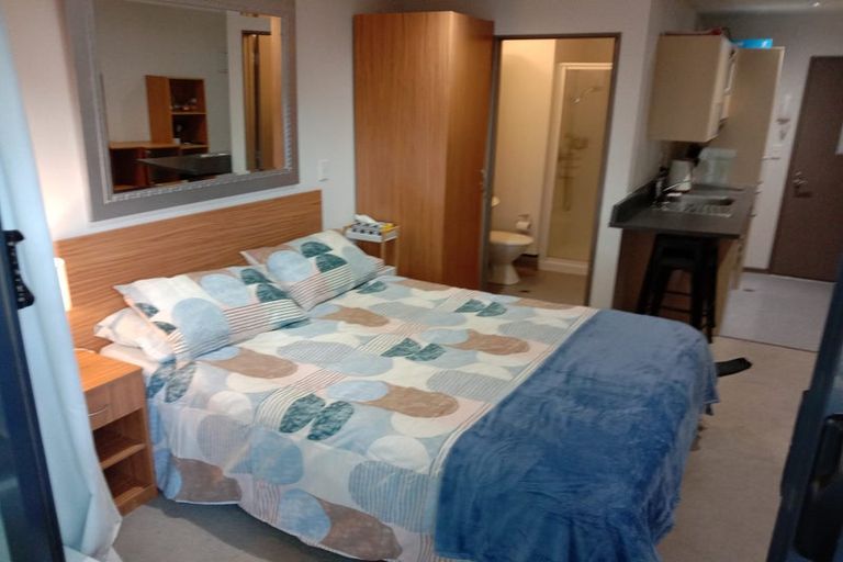 Photo of property in Dual Apartments, 108/142 Vivian Street, Te Aro, Wellington, 6011