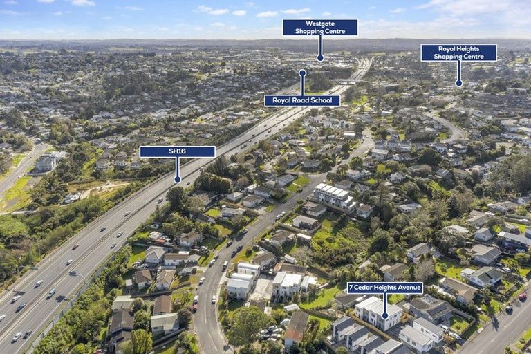 Photo of property in 8/7 Cedar Heights Avenue, Massey, Auckland, 0614