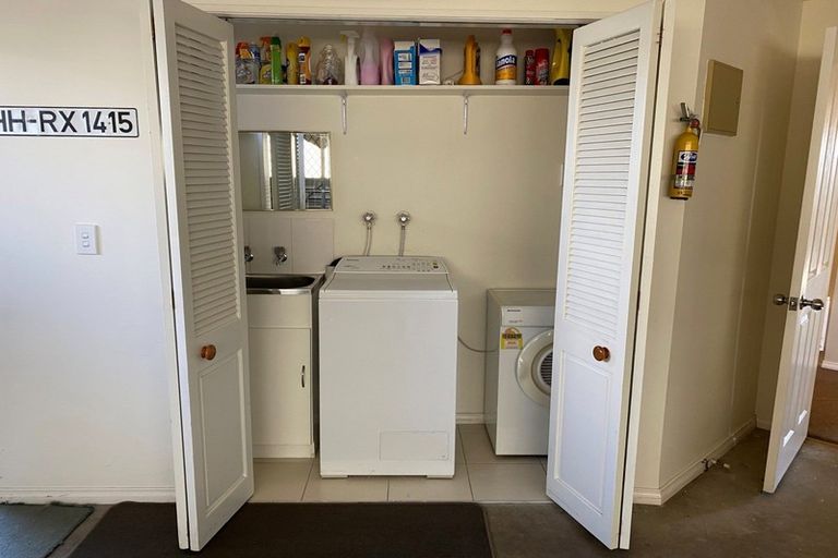 Photo of property in 15 Arbor-lea Avenue, Richmond, 7020