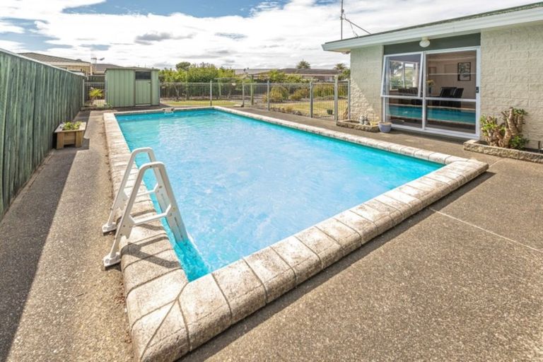 Photo of property in 98 Fitzherbert Avenue, Tawhero, Whanganui, 4501