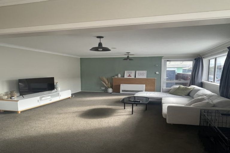 Photo of property in 13 Byron Street, Trentham, Upper Hutt, 5018