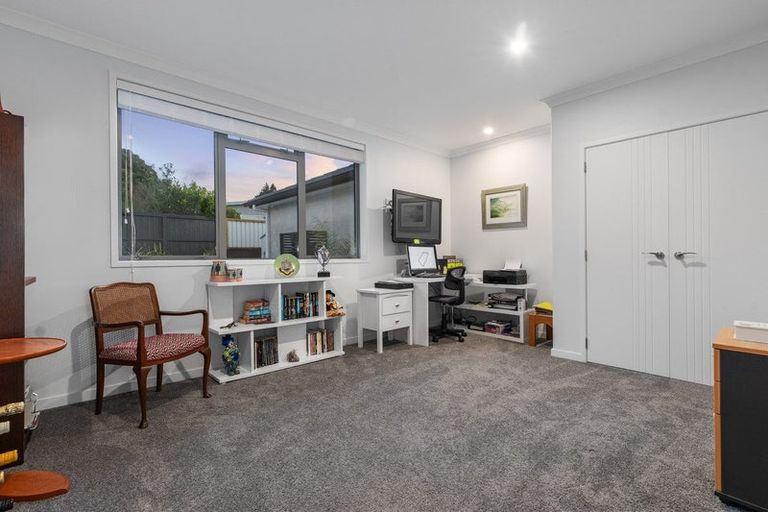 Photo of property in 9 Damien Place, Ohauiti, Tauranga, 3112